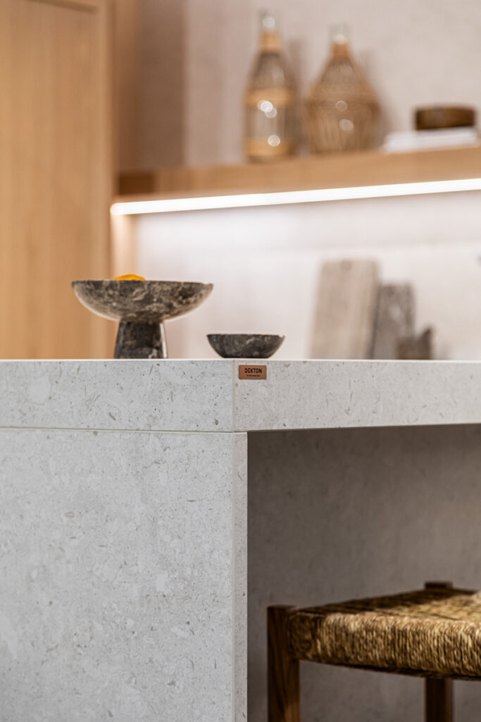 Japandi keuken met Dekton werkblad